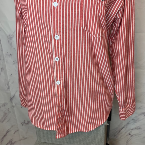Vintage | Pocket Kitty Red & White Striped Button-Down Shirt - Picture 3 of 9